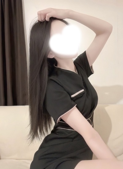 新人りおなさんの写真